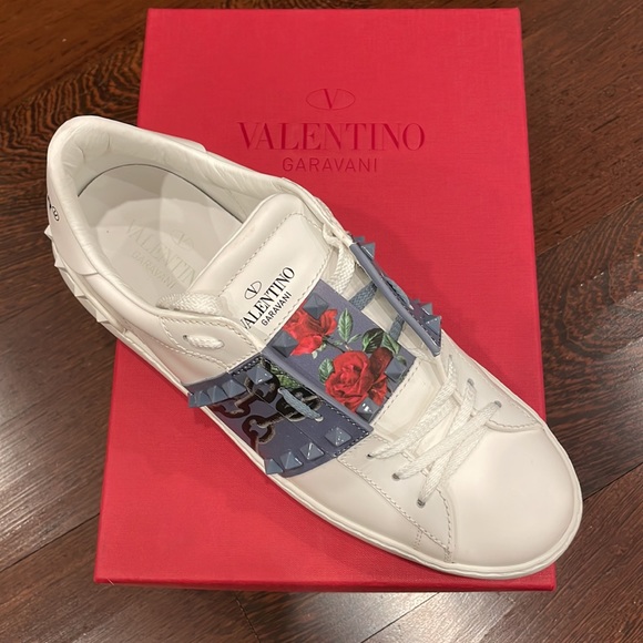 Valentino Garavani sneakers. Authentic - Picture 3 of 12